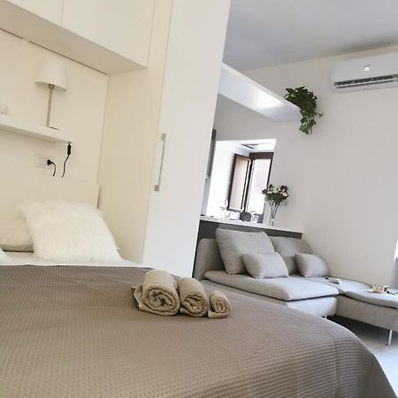 Ferienwohnung Da Roxy Casale Litta Exterior foto