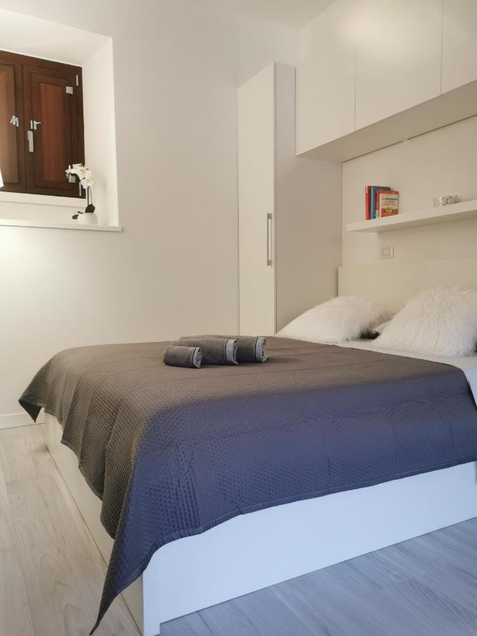 Ferienwohnung Da Roxy Casale Litta Exterior foto